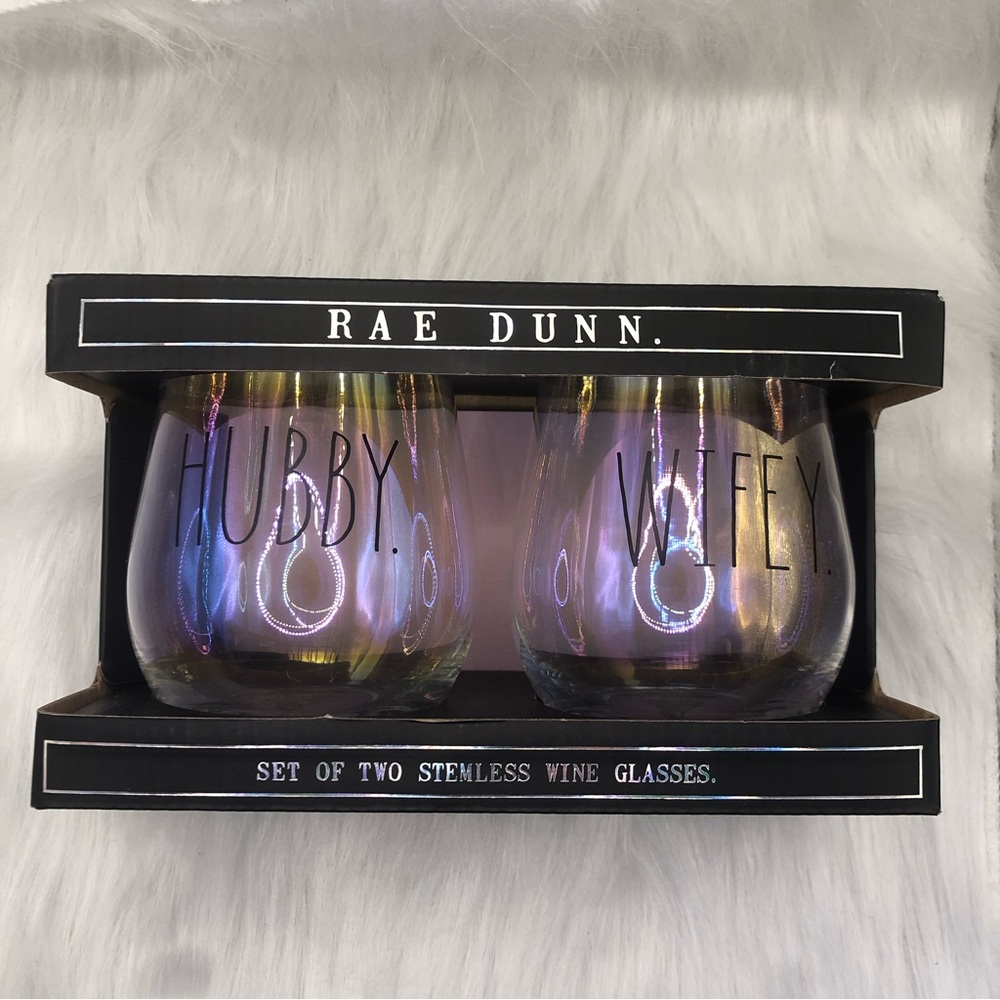 ✨🎉🎊HPx3🎊🎉✨RAE DUNN “Hubby Wifey” Stemless Wine Glasses w/ Iridescent Glass
